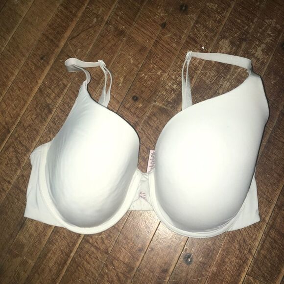 Victoria’s Secret uplift semi Demi 32DDD bra - Picture 1 of 3